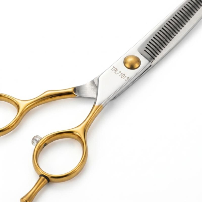 Perfection by Janita J. Plungė professional curved thinning scissors for grooming, droitier, acier inoxydable, argent avec poignées dorées, 18 cm - 1